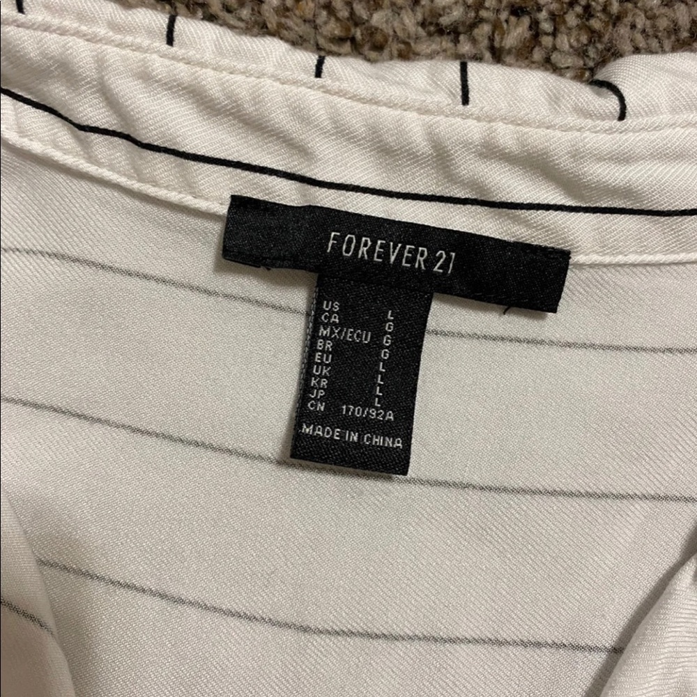 Forever 21 button down - Picture 2 of 2